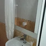Σπίτι διακοπών Strumyani Tiny Flat Σαντάνσκι