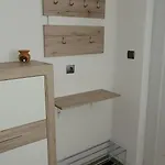 Strumyani Tiny Flat *