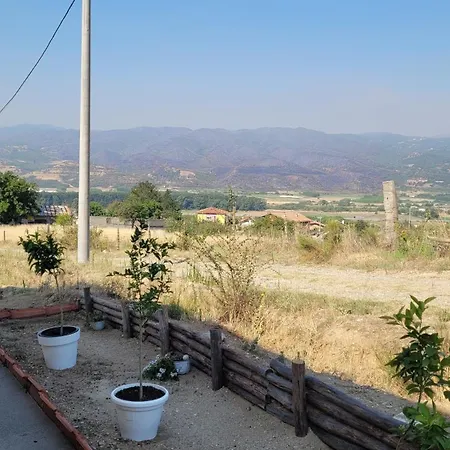 Strumyani Tiny Flat סנדנסקי